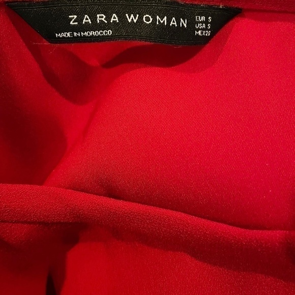ZARA Red Bell Sleeve Blouse 🤍 - Picture 4 of 8